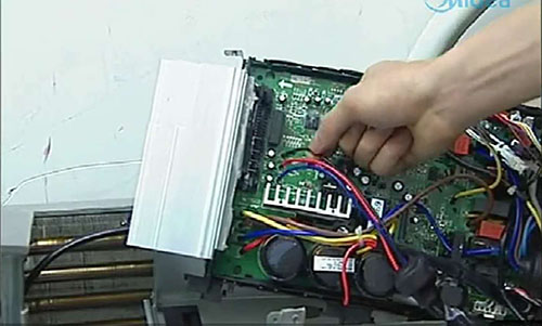 故城美的空调电话是多少